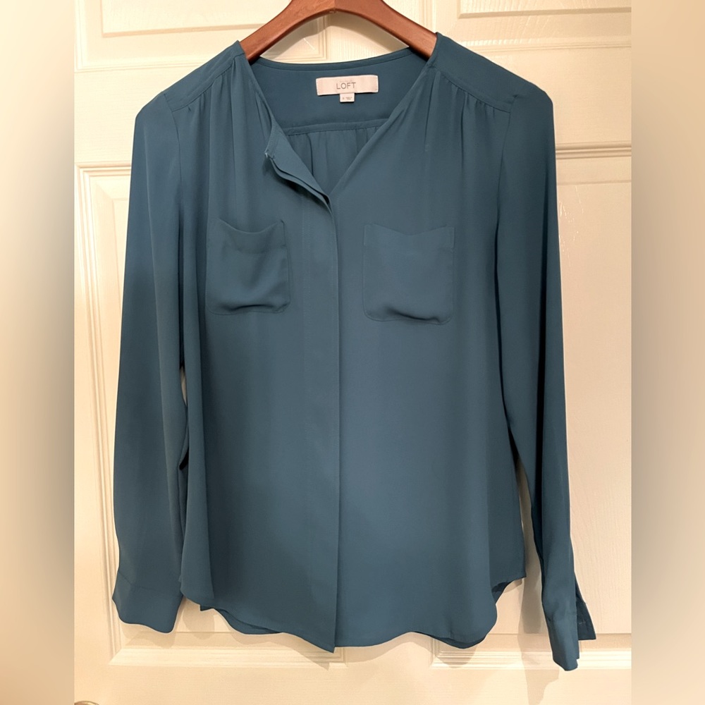 S Ann Taylor Loft Blouse gently used